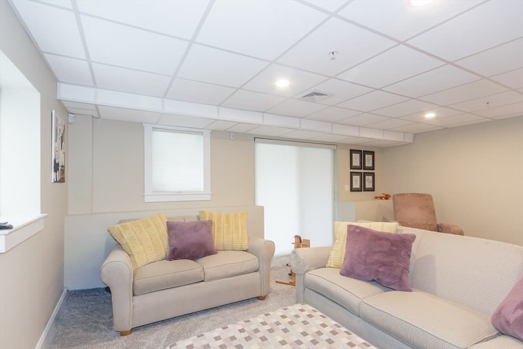 Condominium at 1 Jana, Merrimac MA 01860, photo 31 of 35