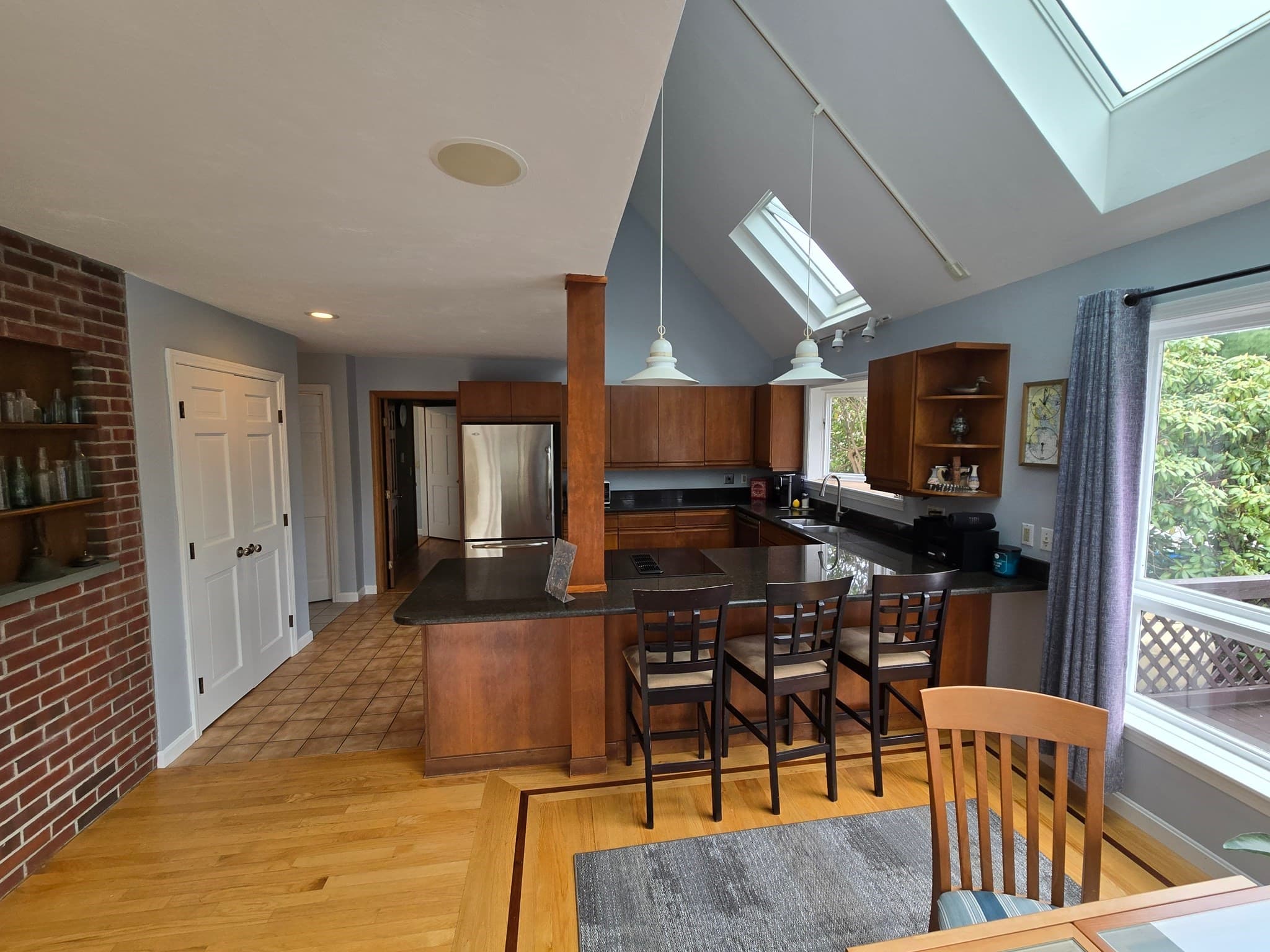 Single Family Residence at 55 Bullivant Farm Rd, Marion MA 02738, Marion, photo 6 of 42