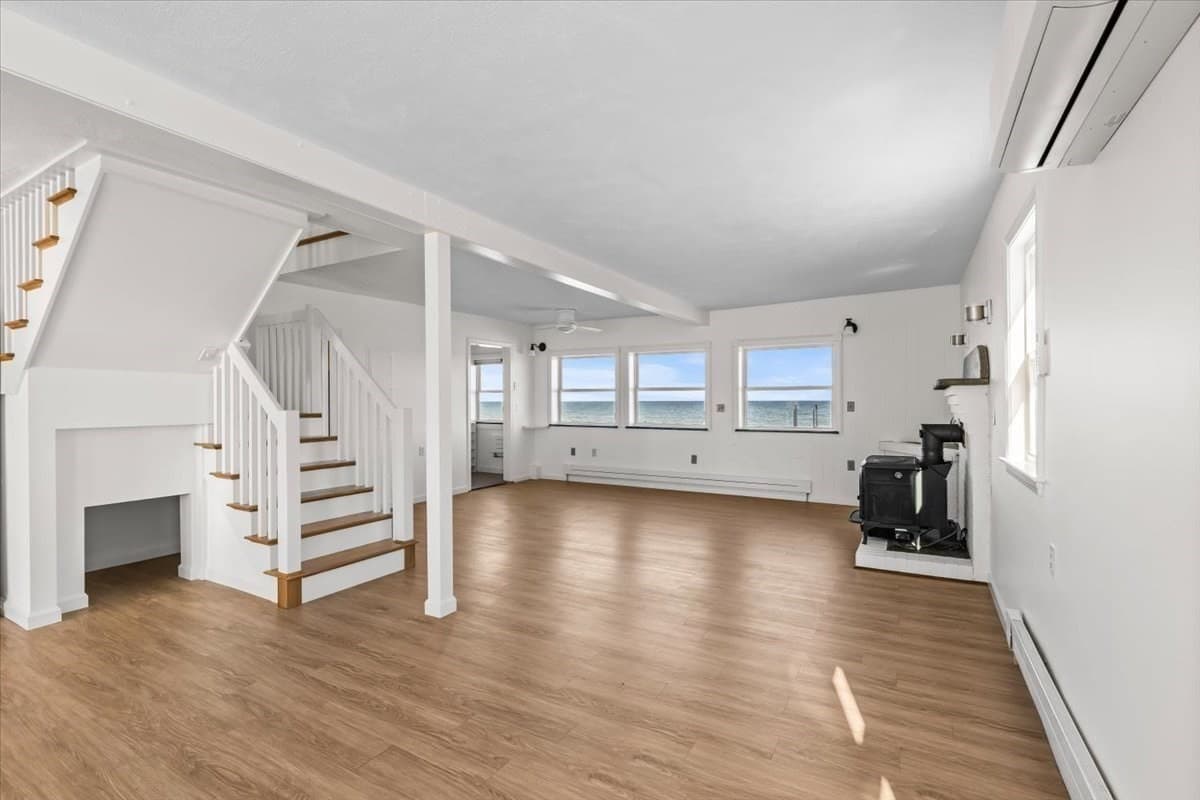 Single Family Residence at 36 Ocean St, Marshfield MA 02050, photo 17 of 32