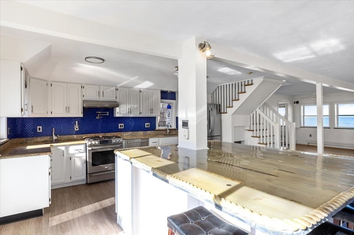 Single Family Residence at 36 Ocean St, Marshfield MA 02050, photo 12 of 32