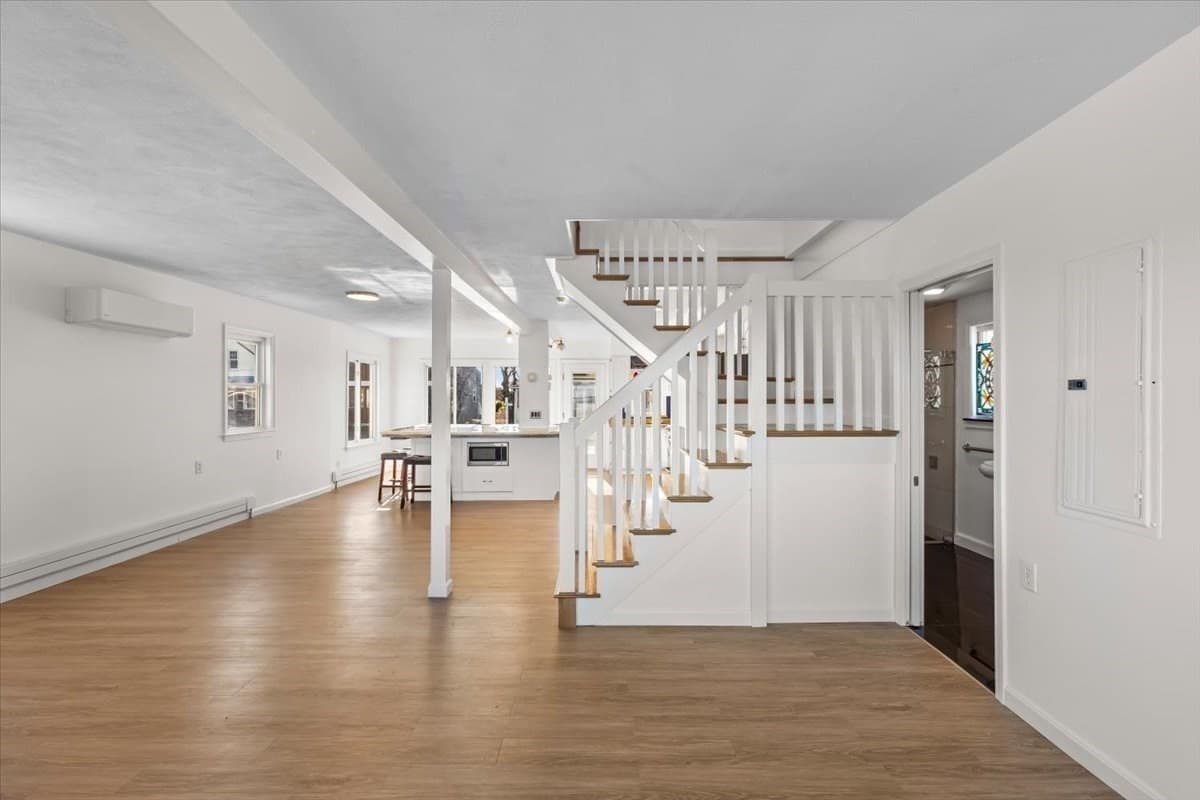 Single Family Residence at 36 Ocean St, Marshfield MA 02050, photo 18 of 32