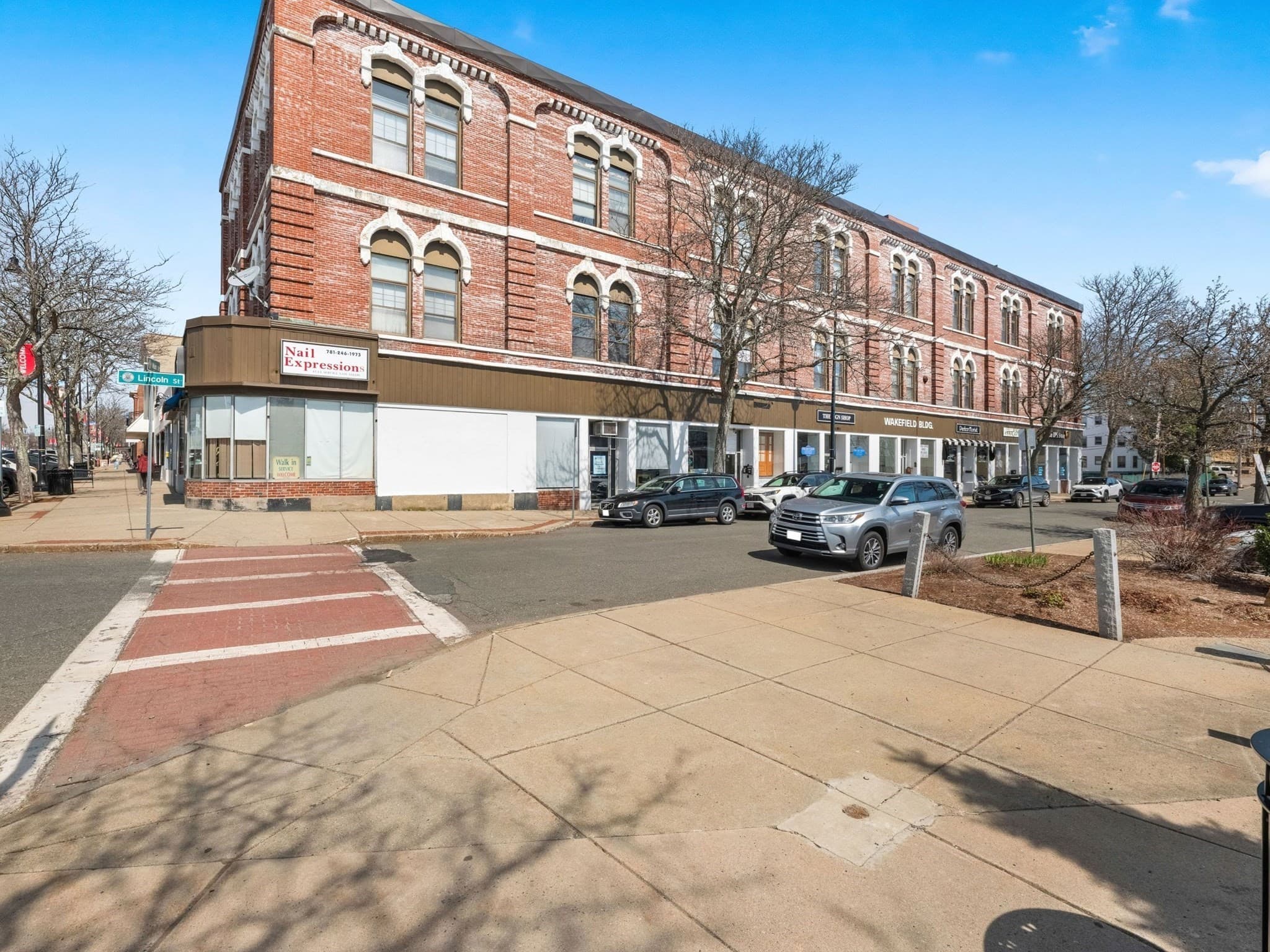 Commercial Sale at 414-416 Main St, Wakefield MA 01880, photo 2 of 36
