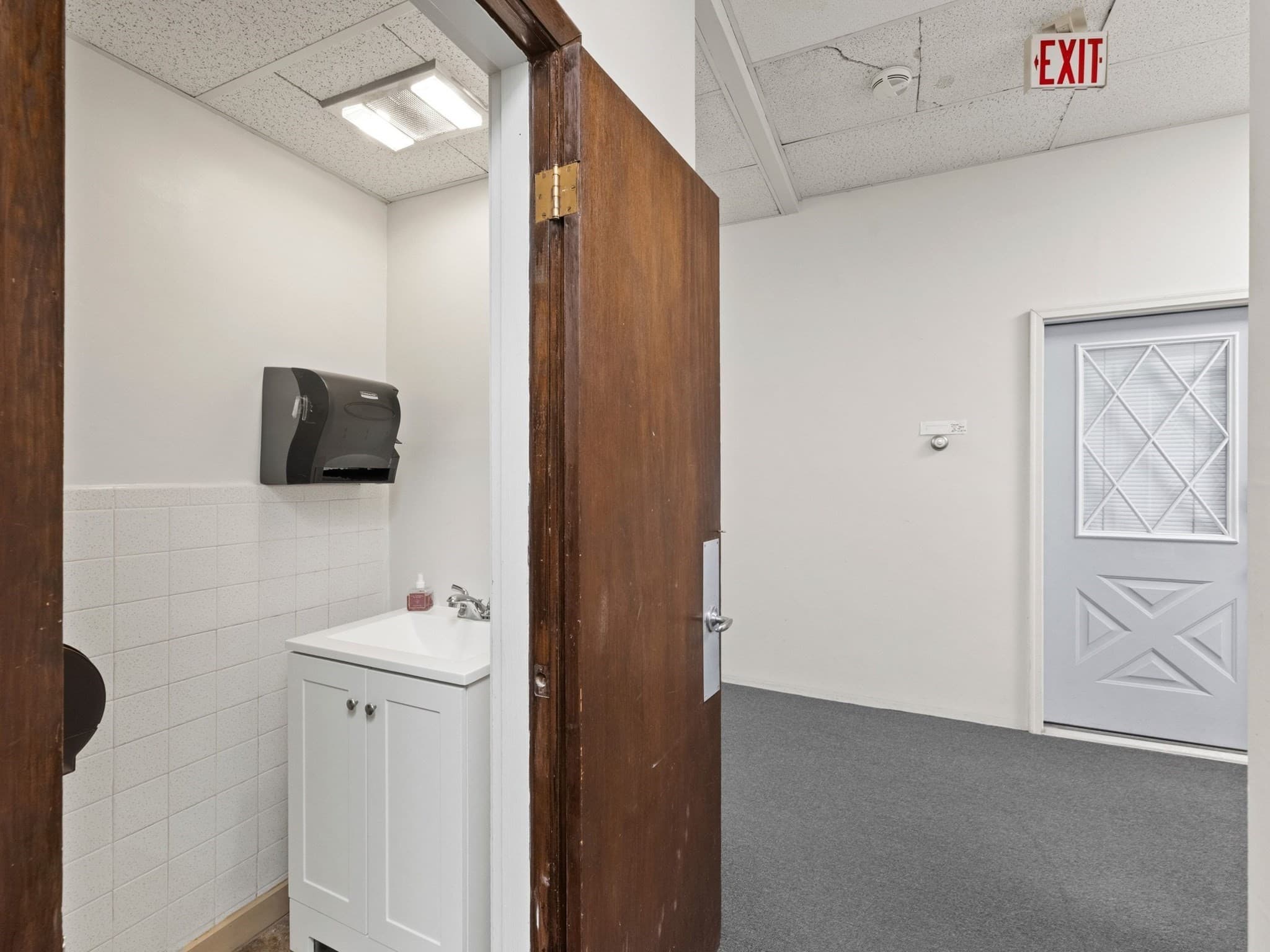 Commercial Sale at 414-416 Main St, Wakefield MA 01880, photo 17 of 36