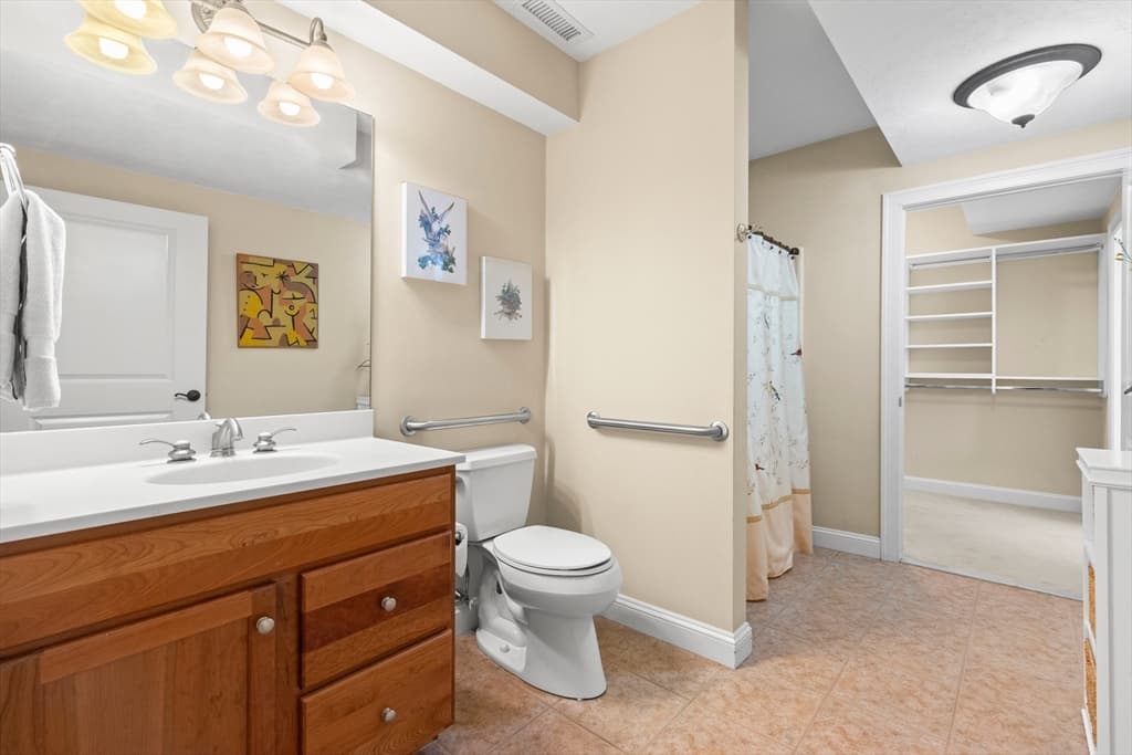 Condominium at 8 Ridgeway Cir # 8, West Newbury MA 01985, West Newbury, photo 36 of 42