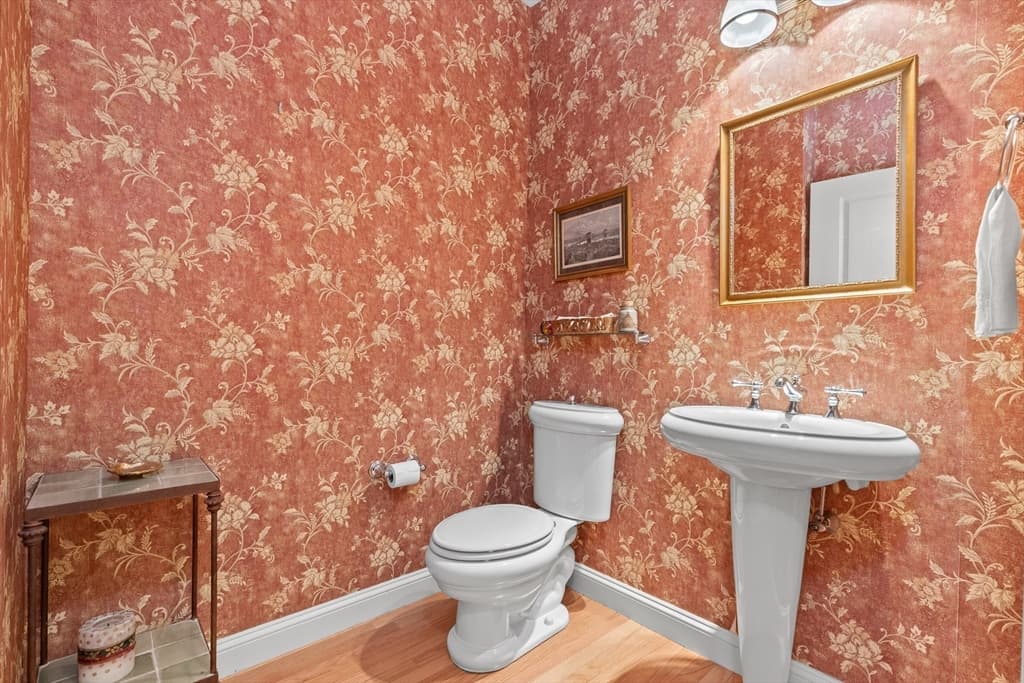 Condominium at 8 Ridgeway Cir # 8, West Newbury MA 01985, West Newbury, photo 20 of 42