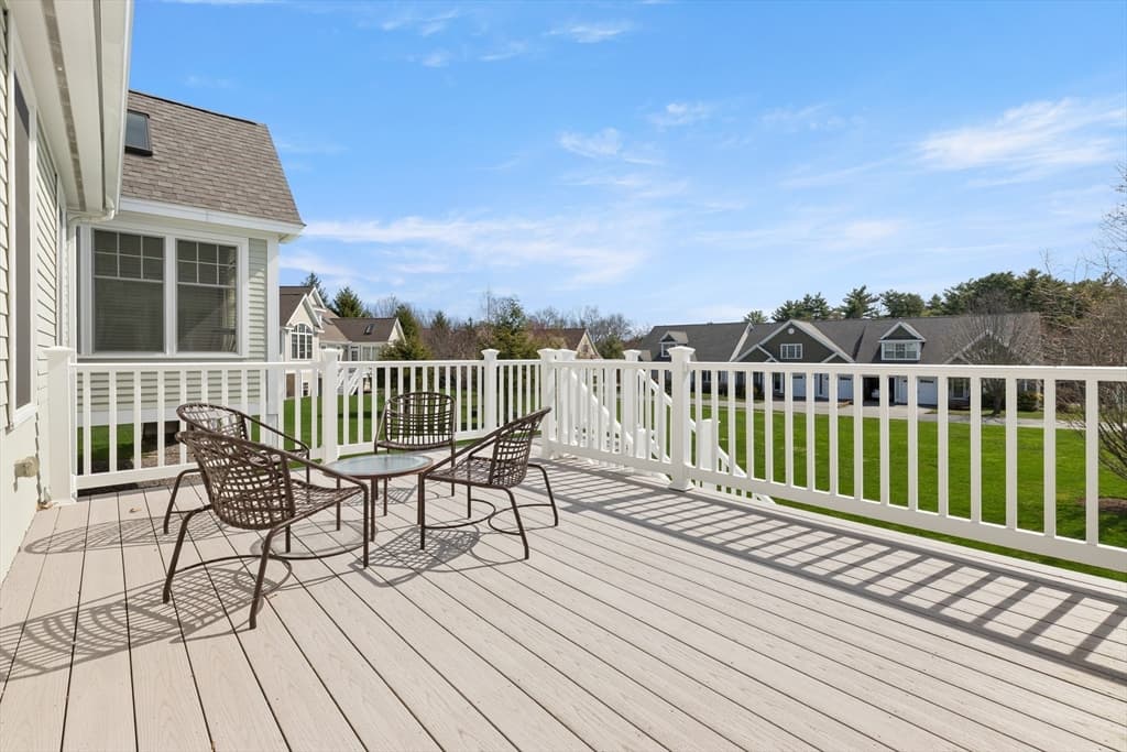 Condominium at 8 Ridgeway Cir # 8, West Newbury MA 01985, West Newbury, photo 37 of 42