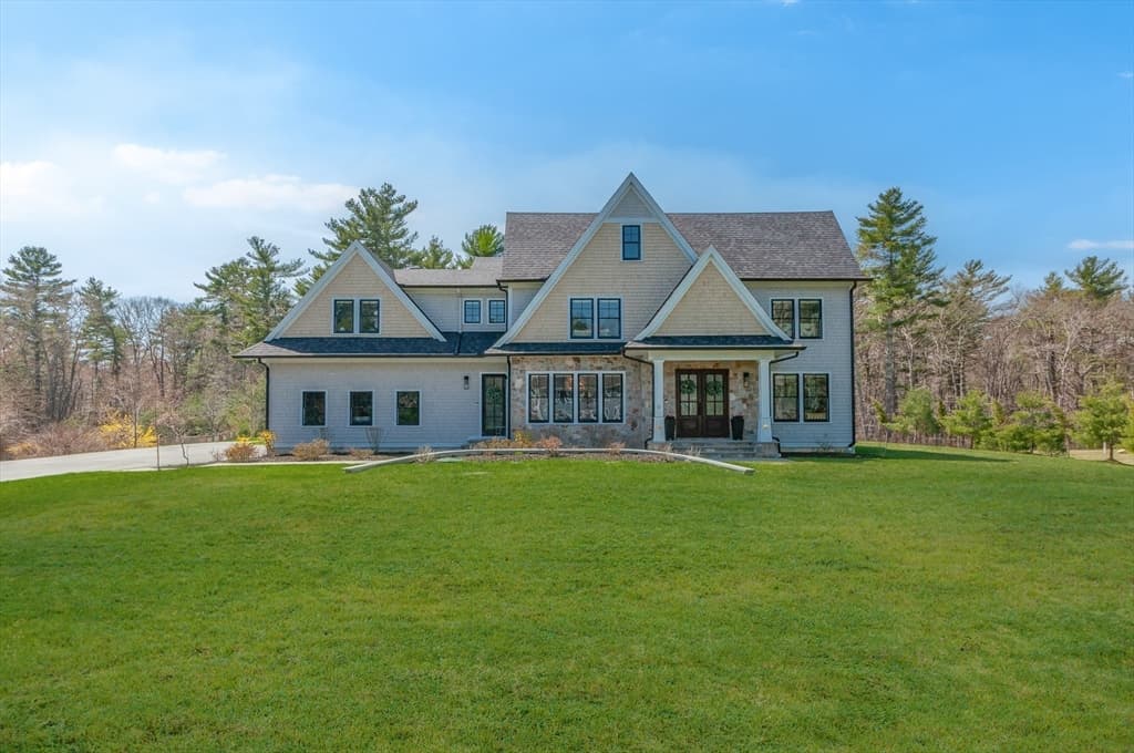 Single Family Residence at 9 Deer Run, Marion MA 02738, Marion, photo 2 of 30