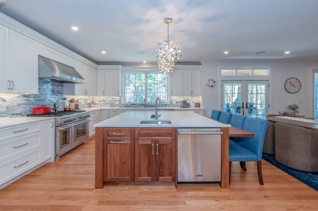 Single Family Residence at 9 Deer Run, Marion MA 02738, Marion, photo 10 of 30
