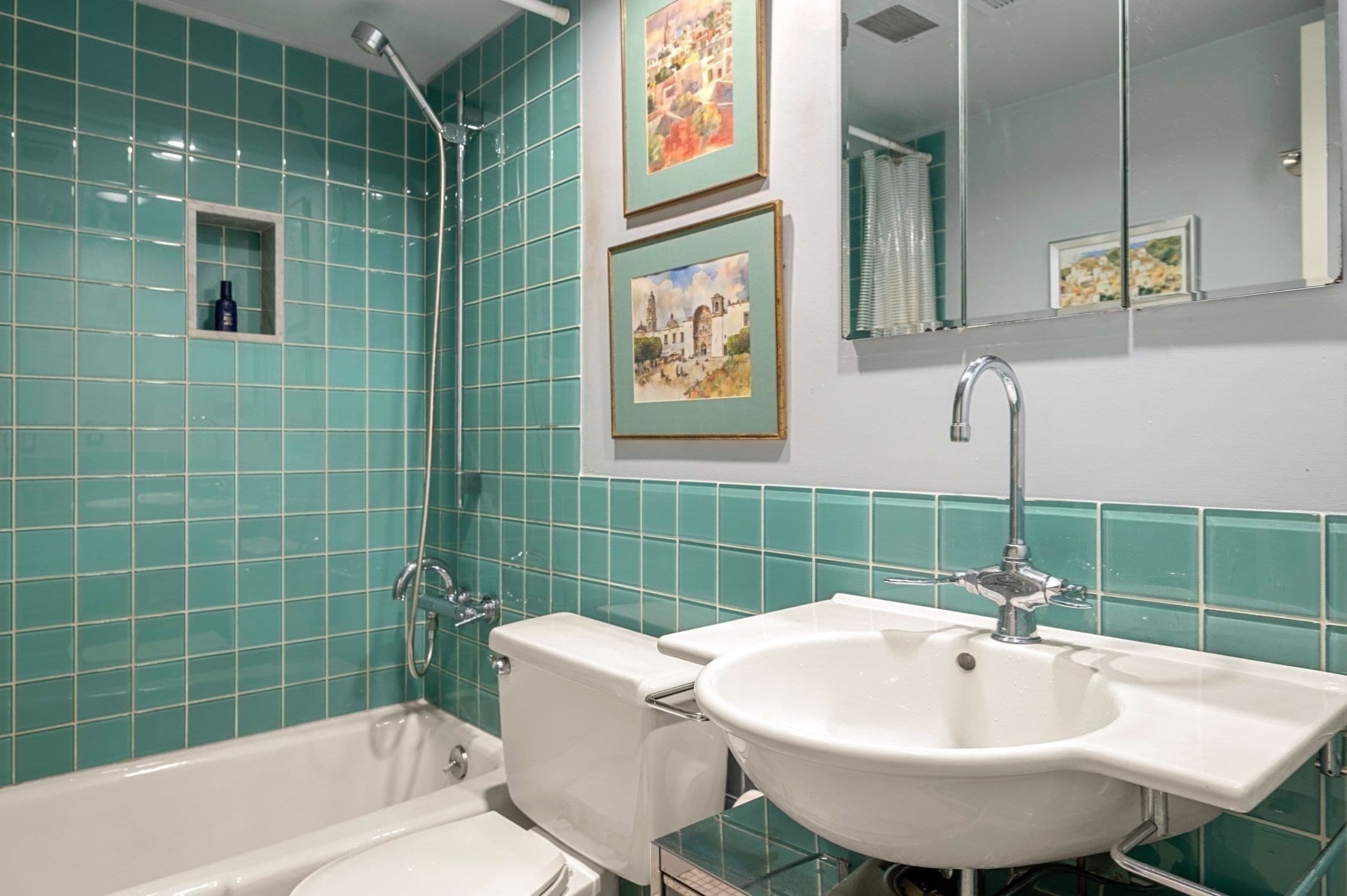 Condominium at 27 Chestnut Street, Boston MA 02108, photo 16 of 21