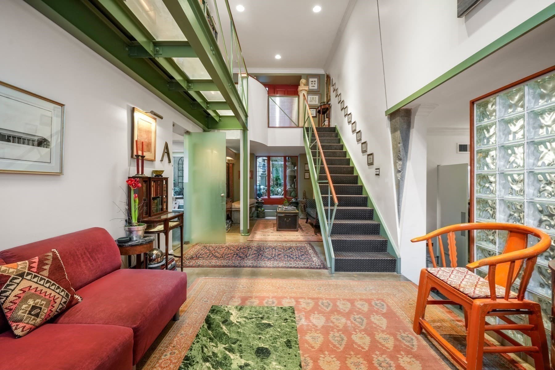 Condominium at 27 Chestnut Street, Boston MA 02108, photo 7 of 21