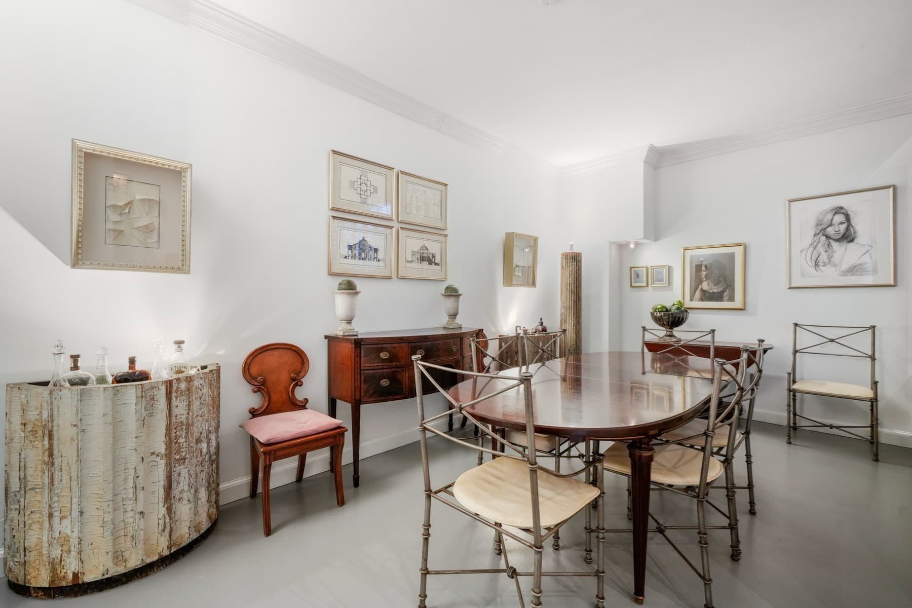Condominium at 27 Chestnut Street, Boston MA 02108, photo 9 of 21