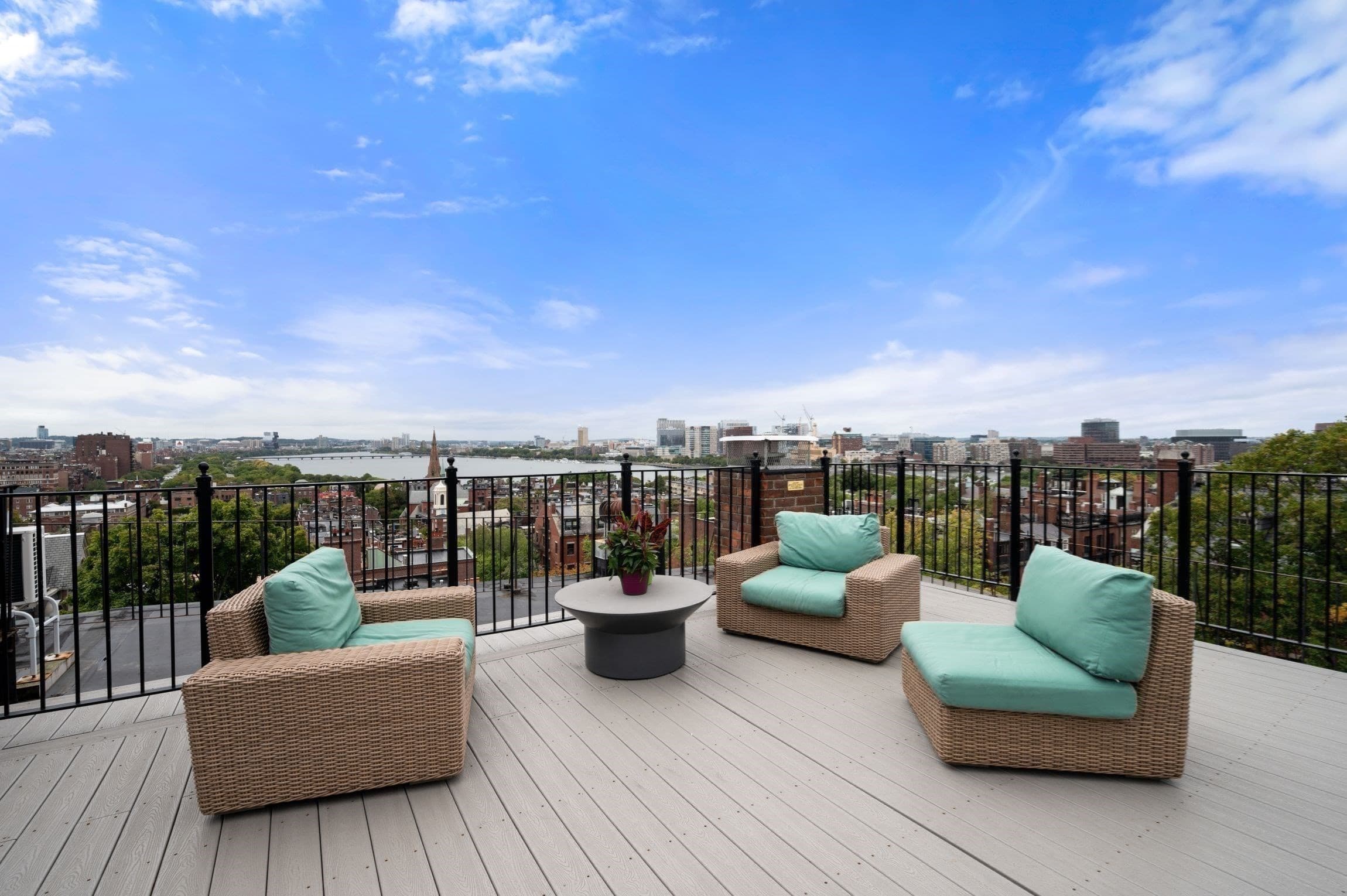 Condominium at 27 Chestnut Street, Boston MA 02108, photo 18 of 21