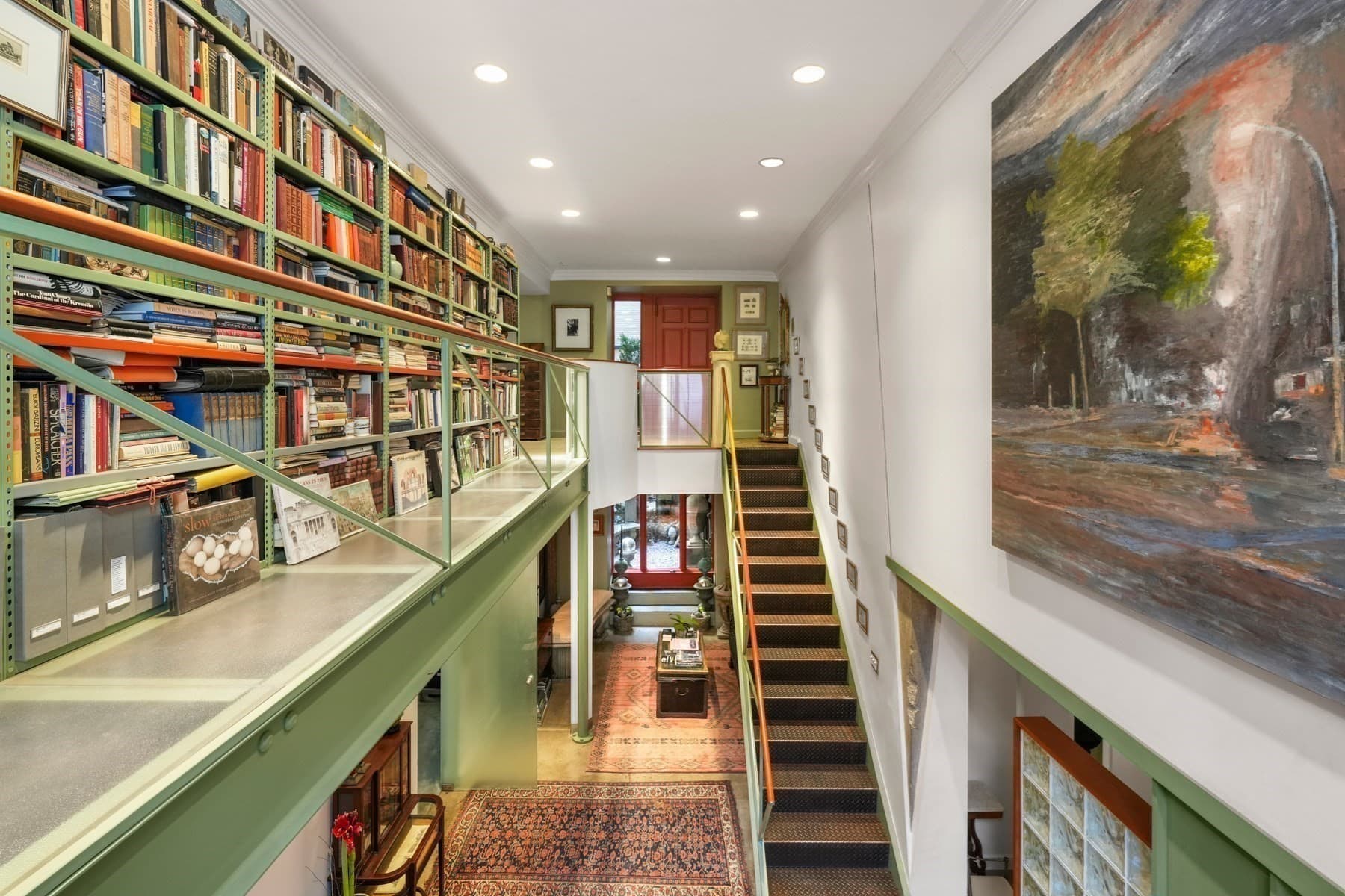 Condominium at 27 Chestnut Street, Boston MA 02108, photo 11 of 21