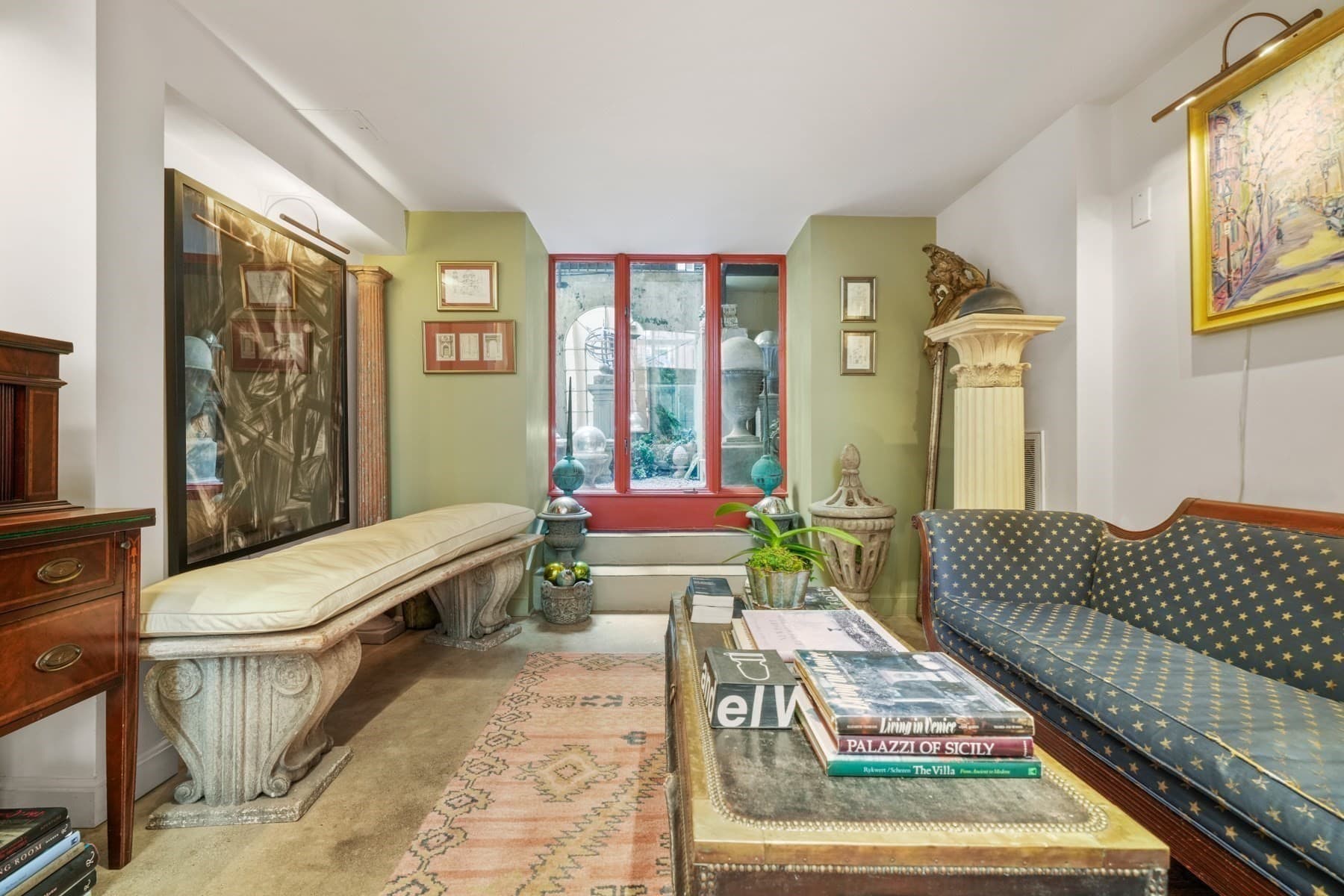 Condominium at 27 Chestnut Street, Boston MA 02108, photo 8 of 21