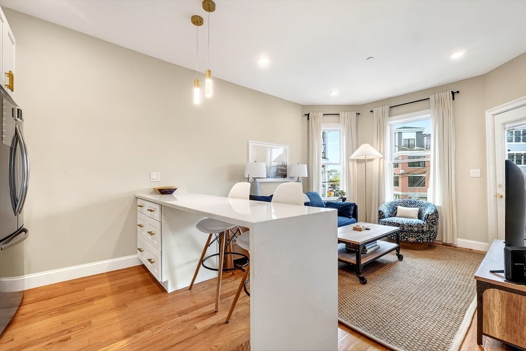 Condominium at 35 Somerset Ave. # 3, Winthrop MA 02152, Winthrop, photo 6 of 29