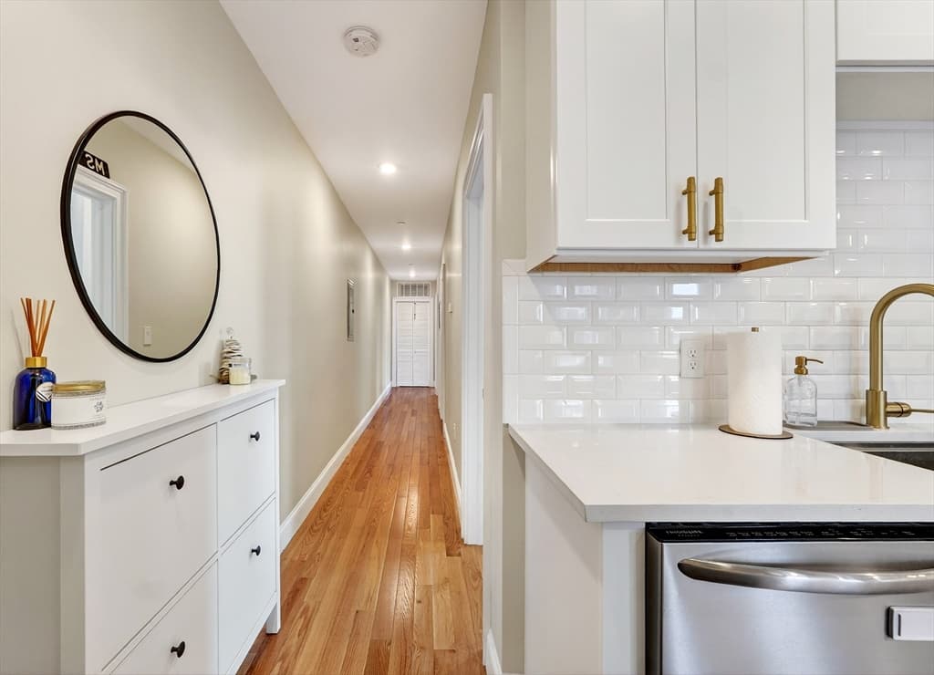 Condominium at 35 Somerset Ave. # 3, Winthrop MA 02152, Winthrop, photo 10 of 29