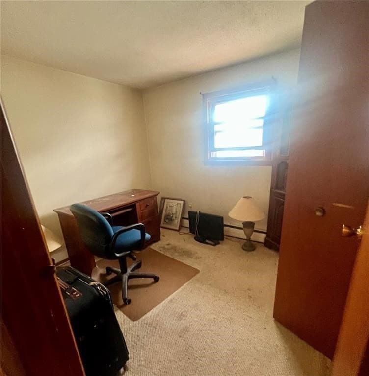 Single Family Residence at 64 Lydia Ave, Woonsocket RI 02895, Woonsocket, photo 4 of 6