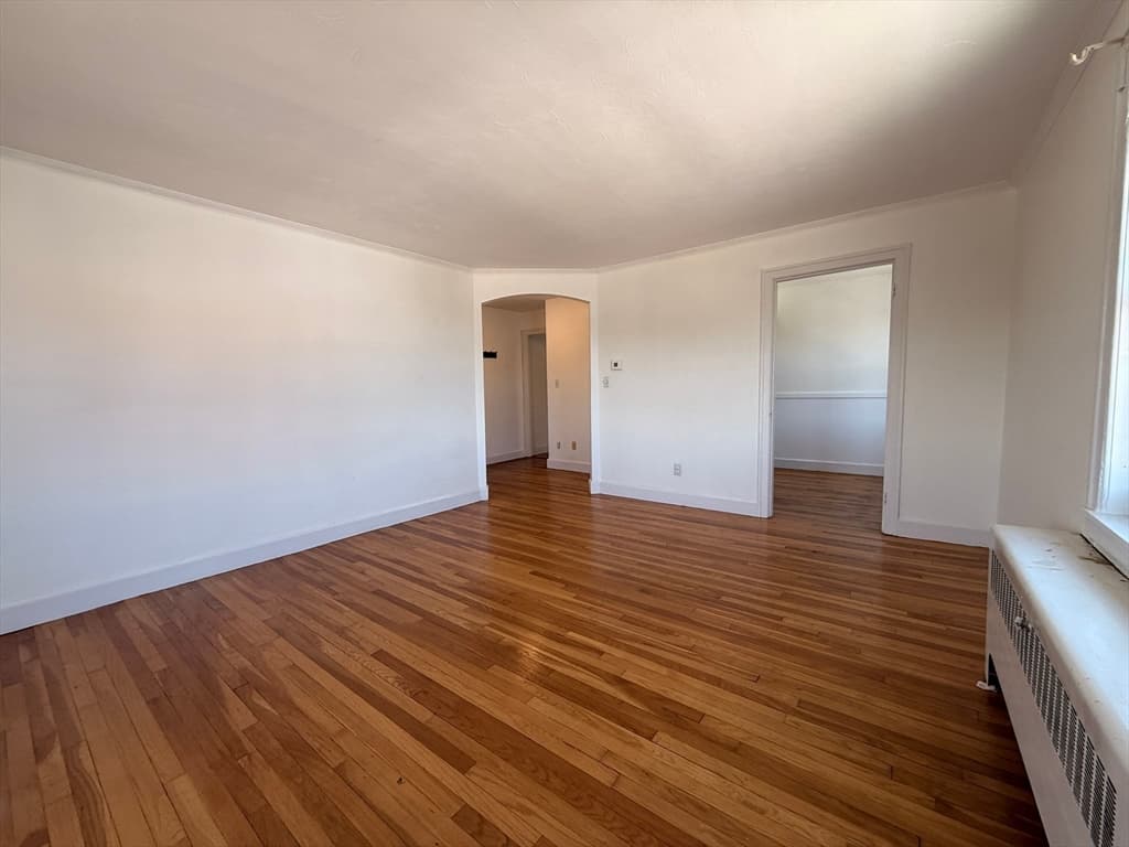 Condominium at 31 Chestnut St # 6, Worcester MA 01609, photo 3 of 19