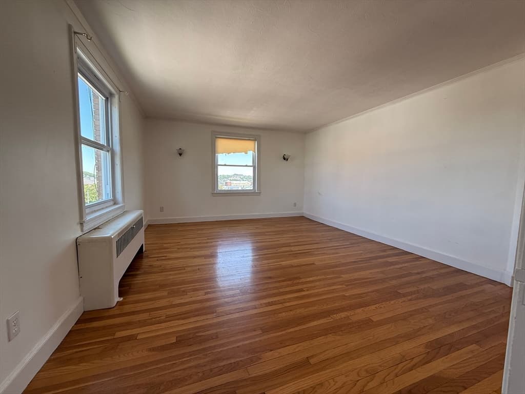 Condominium at 31 Chestnut St # 6, Worcester MA 01609, photo 14 of 19