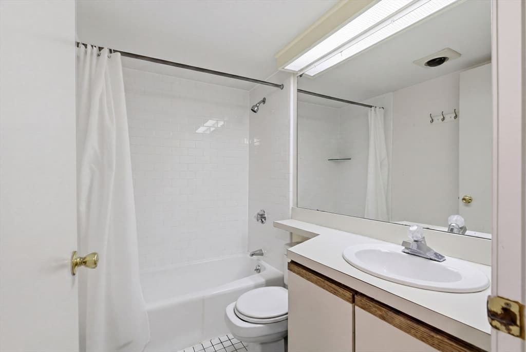 Condominium at 85 Brainerd Road # 415, Boston MA 02134, photo 12 of 27