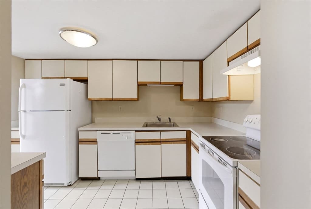 Condominium at 85 Brainerd Road # 415, Boston MA 02134, photo 3 of 27