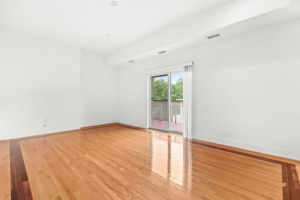 310 Hammond Pond Pkwy # 301, Brookline MA 02467 photo 14