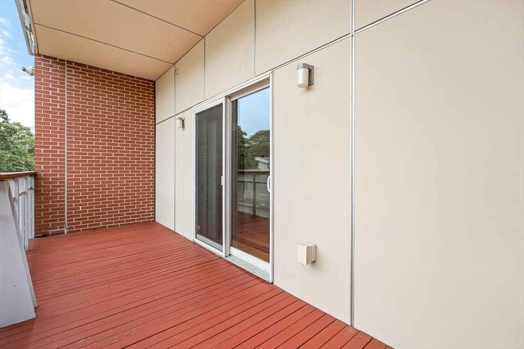 310 Hammond Pond Pkwy # 301, Brookline MA 02467 photo 15