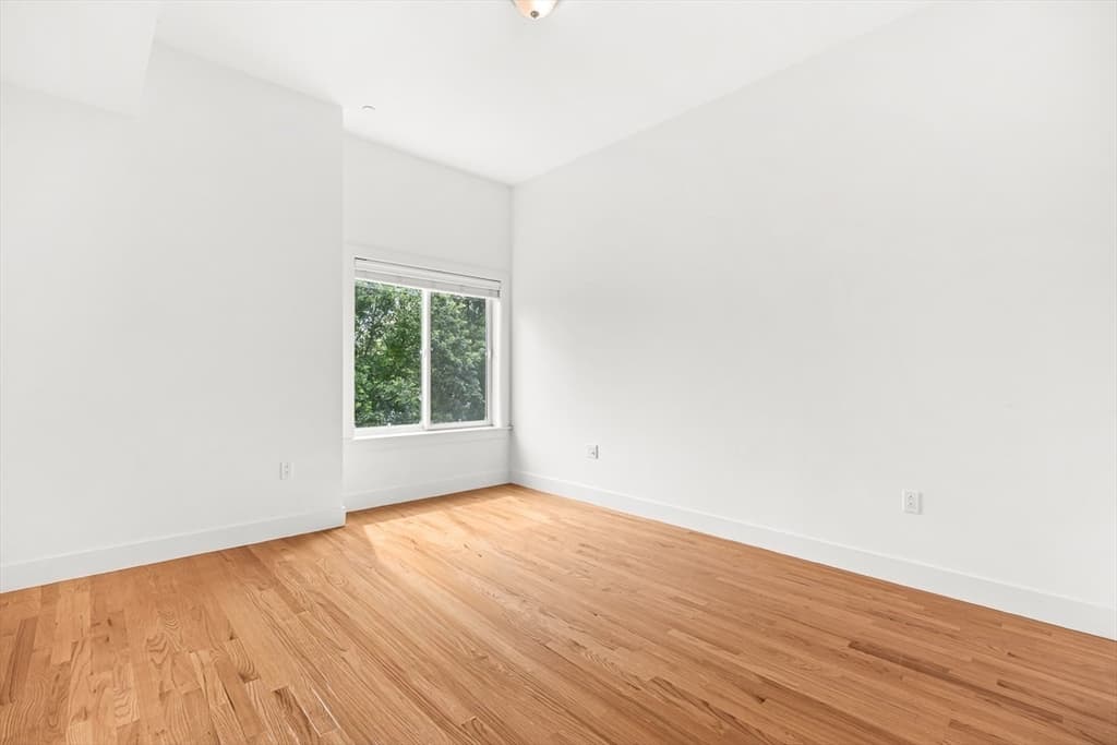 310 Hammond Pond Pkwy # 301, Brookline MA 02467 photo 29