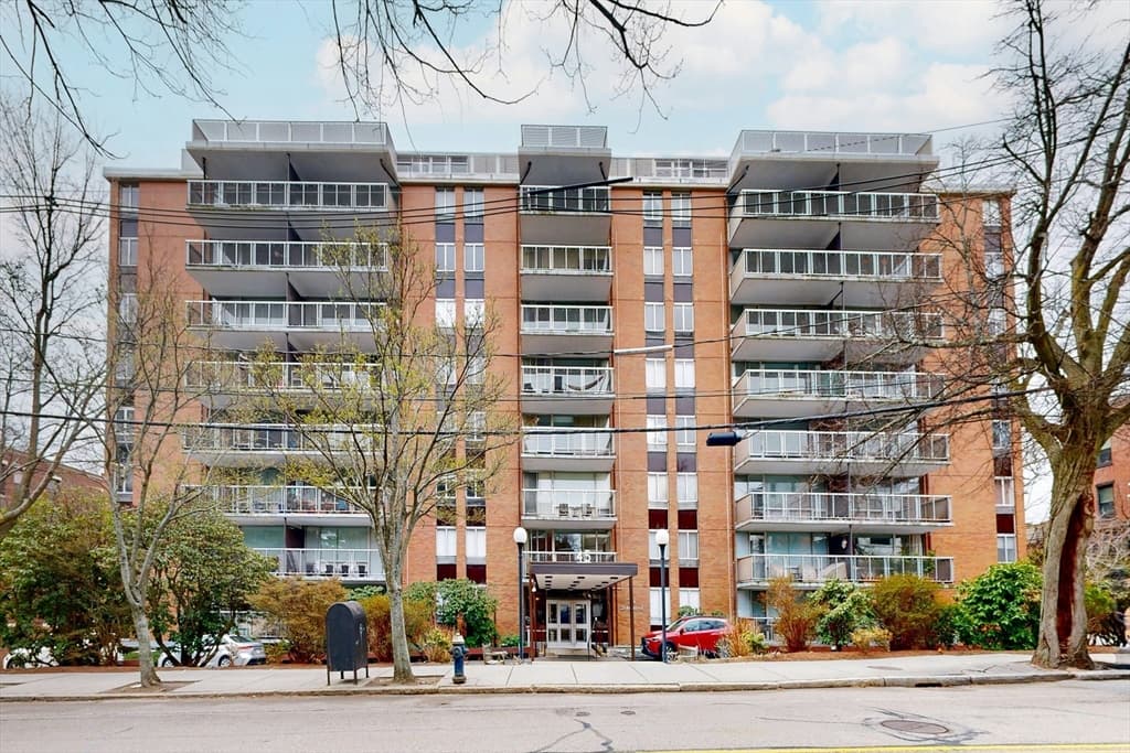45 Longwood Ave # 707, Brookline MA 02446 photo 13