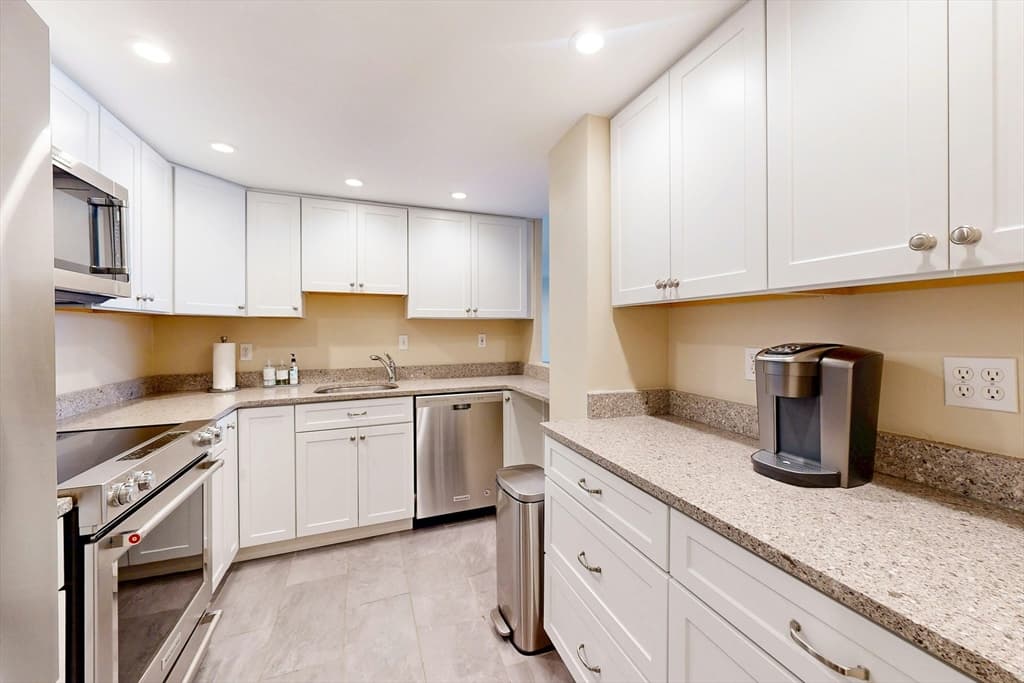 45 Longwood Ave # 707, Brookline MA 02446 photo 7