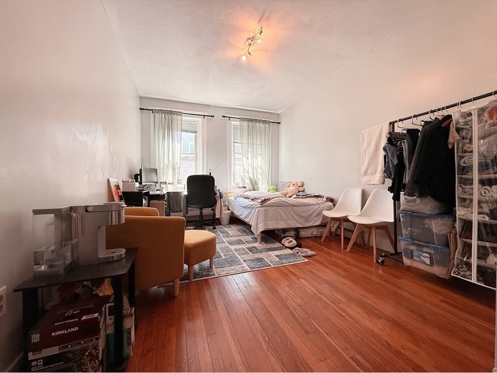 Condominium at 8 Ransom Rd # 8, Boston MA 02135, photo 8 of 15