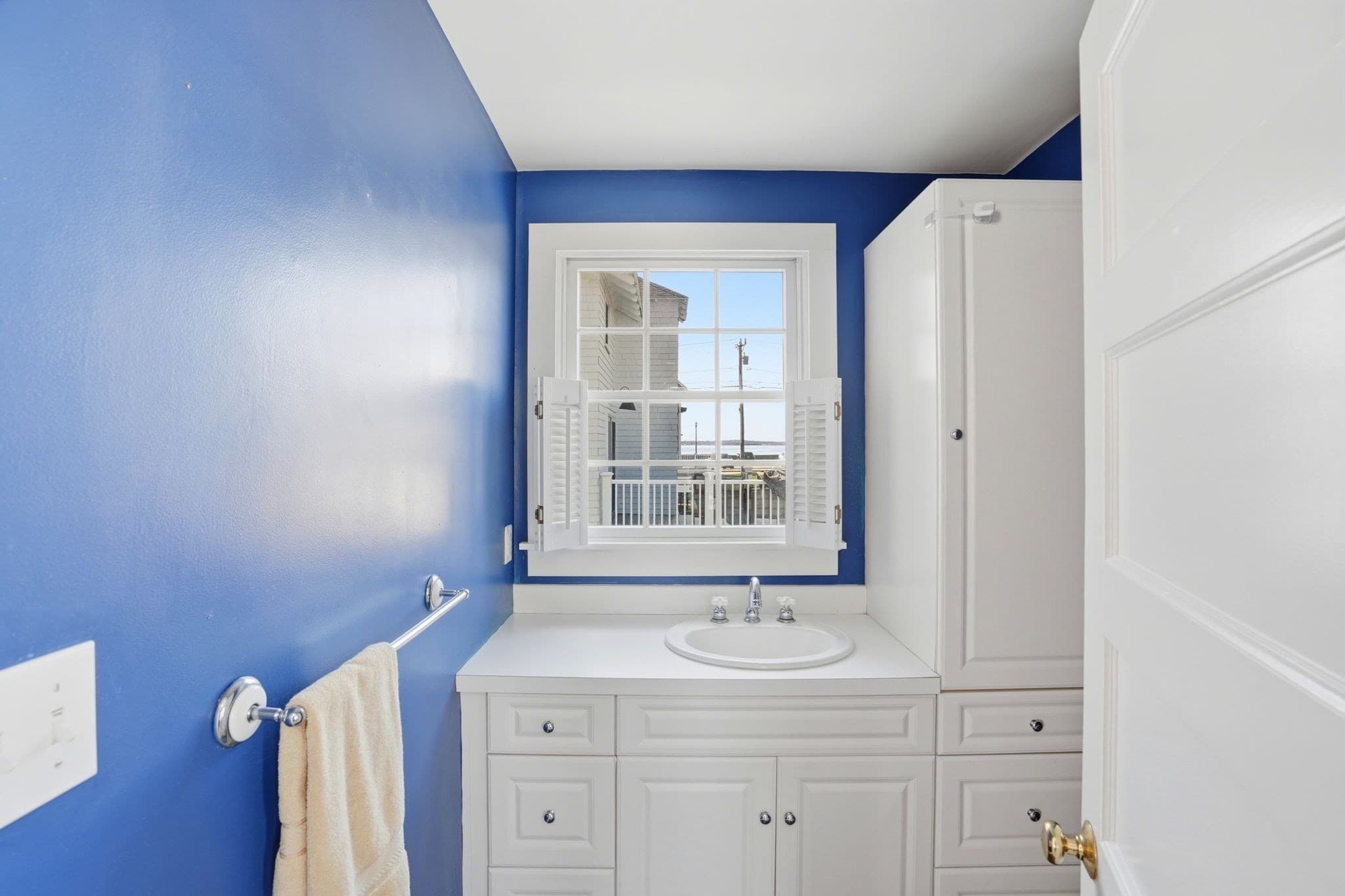 Single Family Residence at 7 Mildred St, Hull MA 02045, photo 27 of 42