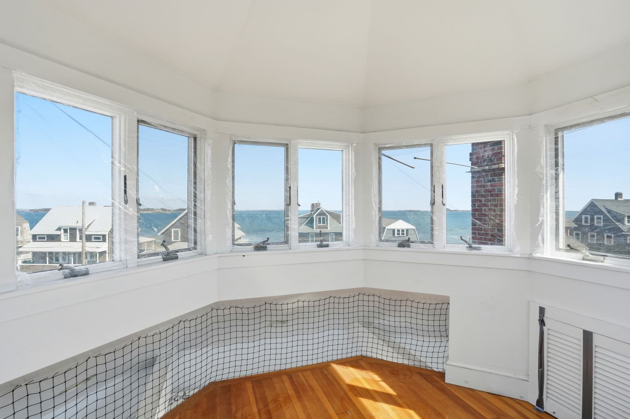 Single Family Residence at 7 Mildred St, Hull MA 02045, photo 10 of 42