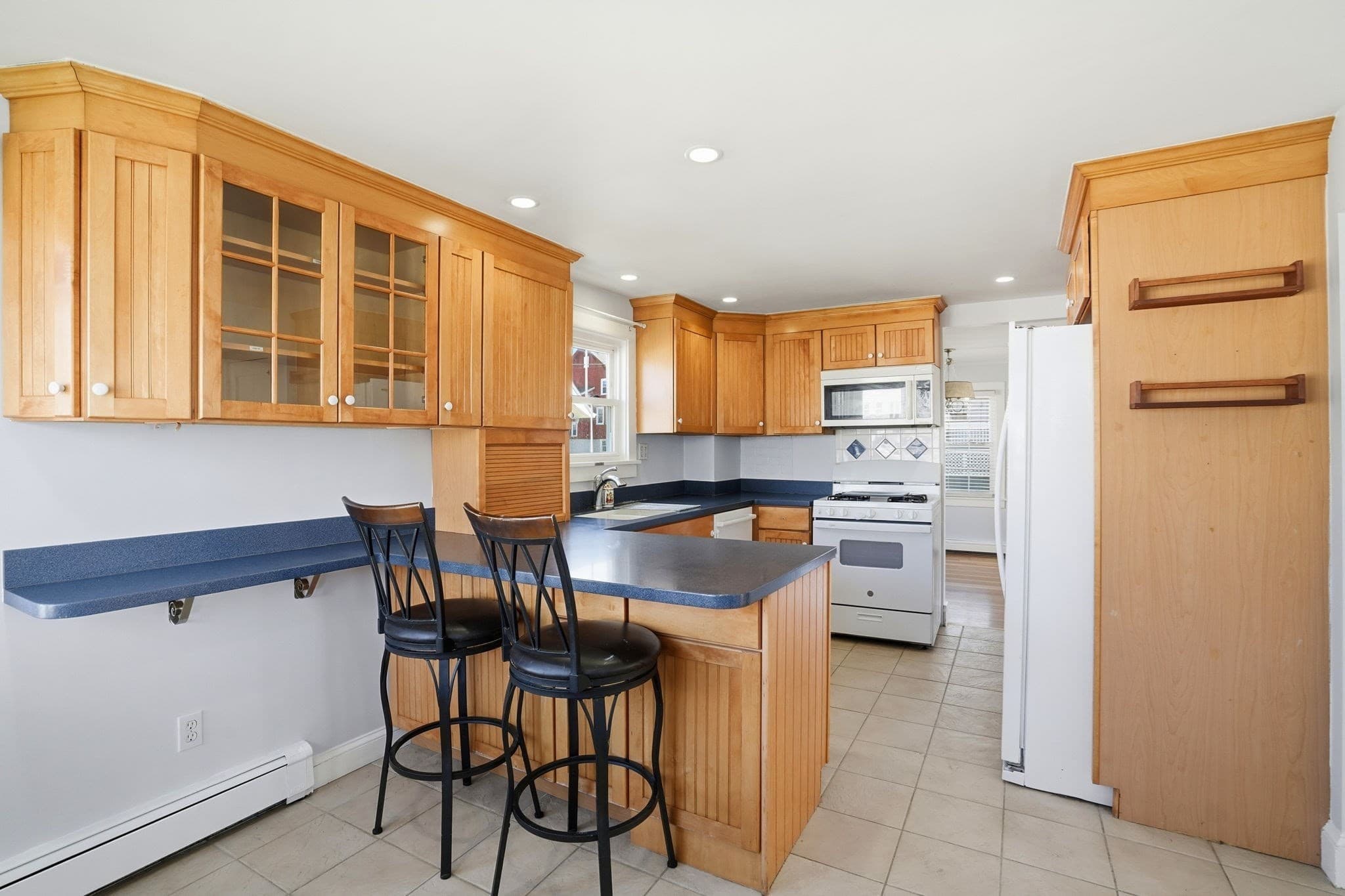 Single Family Residence at 7 Mildred St, Hull MA 02045, photo 14 of 42