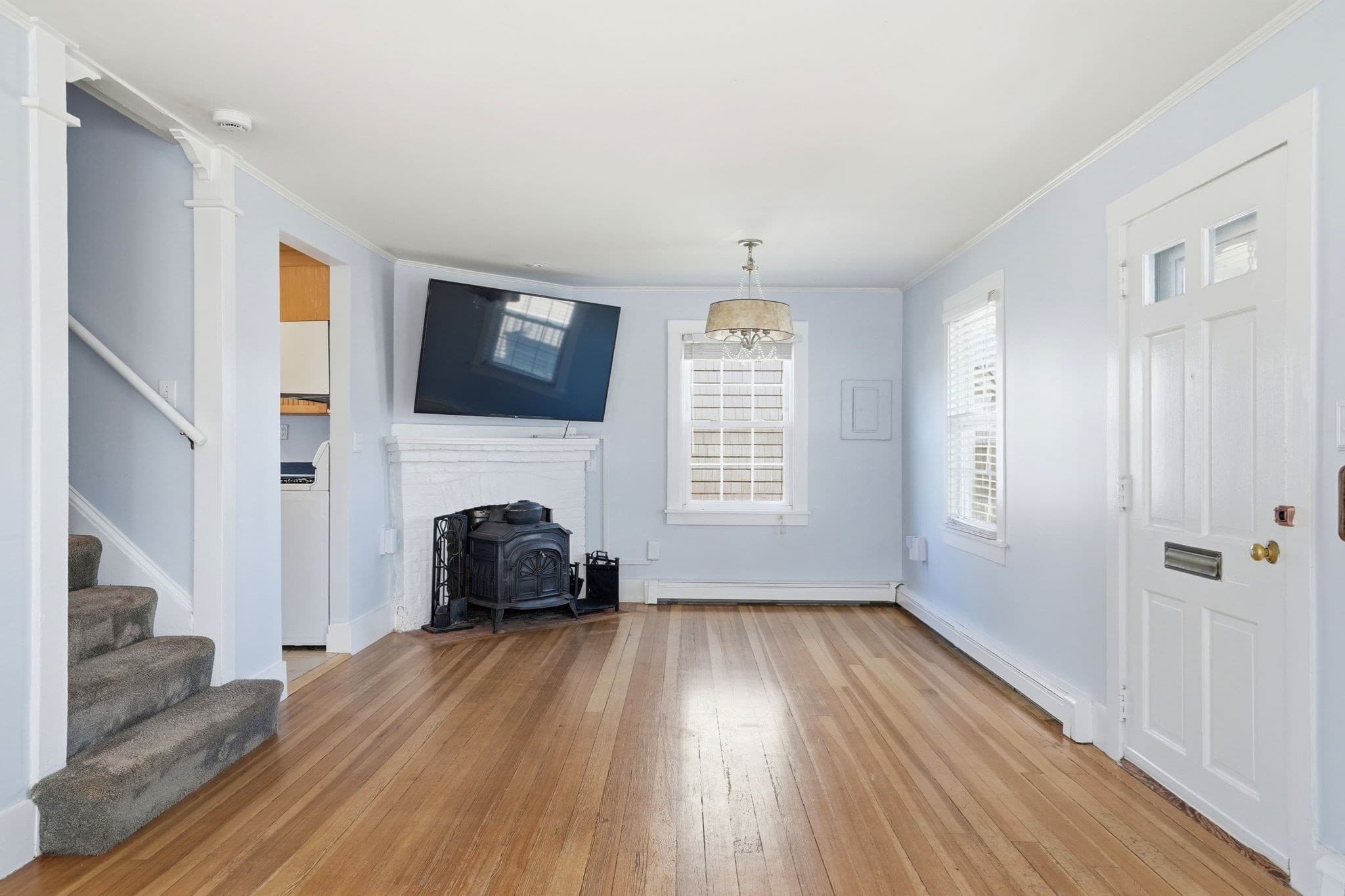 Single Family Residence at 7 Mildred St, Hull MA 02045, photo 18 of 42
