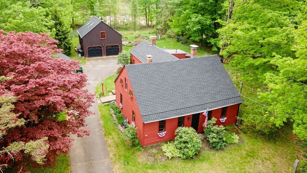 Single Family Residence at 30 The Common, Phillipston MA 01331, Phillipston, photo 2 of 42