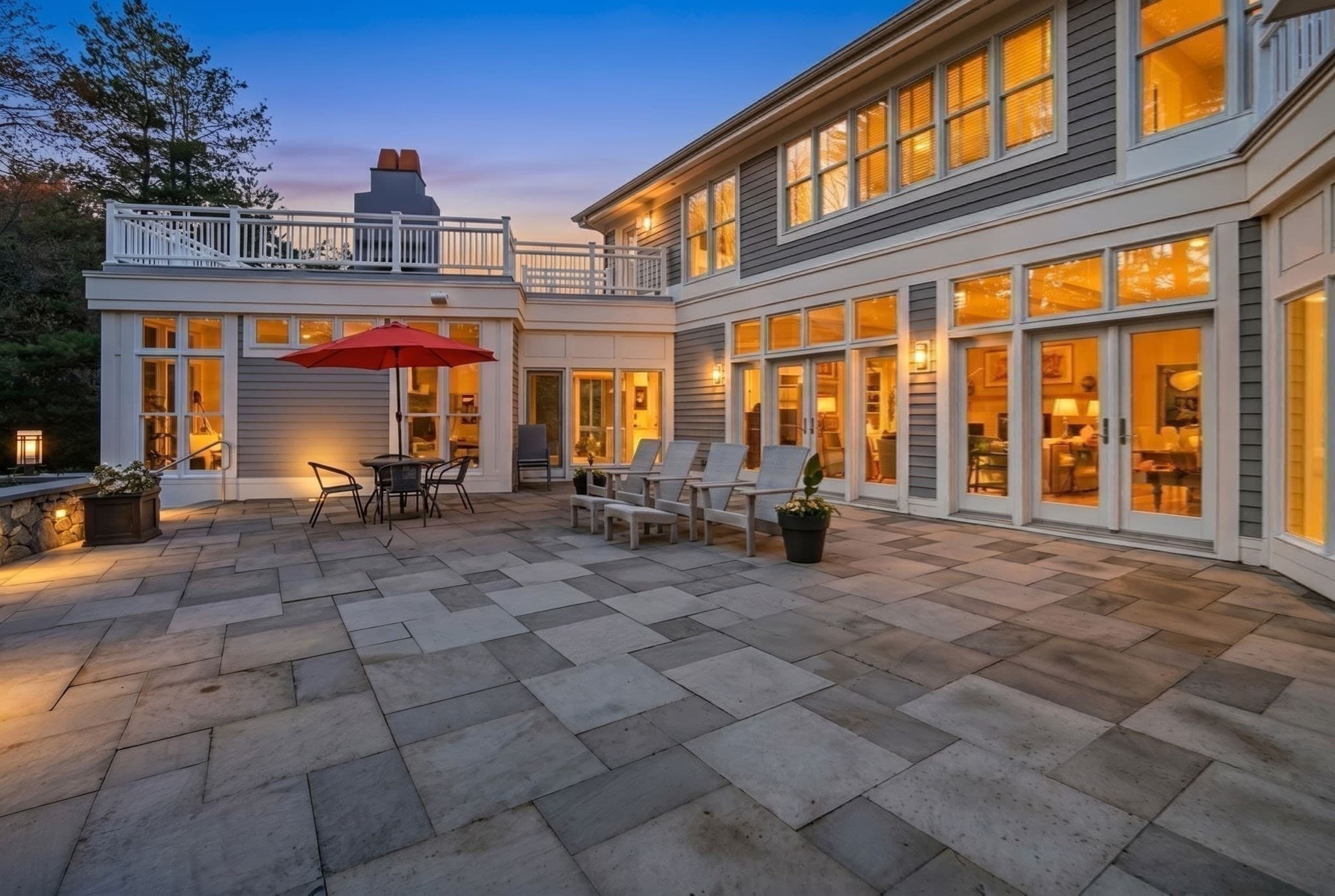 Single Family Residence at 24 Prynne Ridge Rd, Longmeadow MA 01106, photo 2 of 42