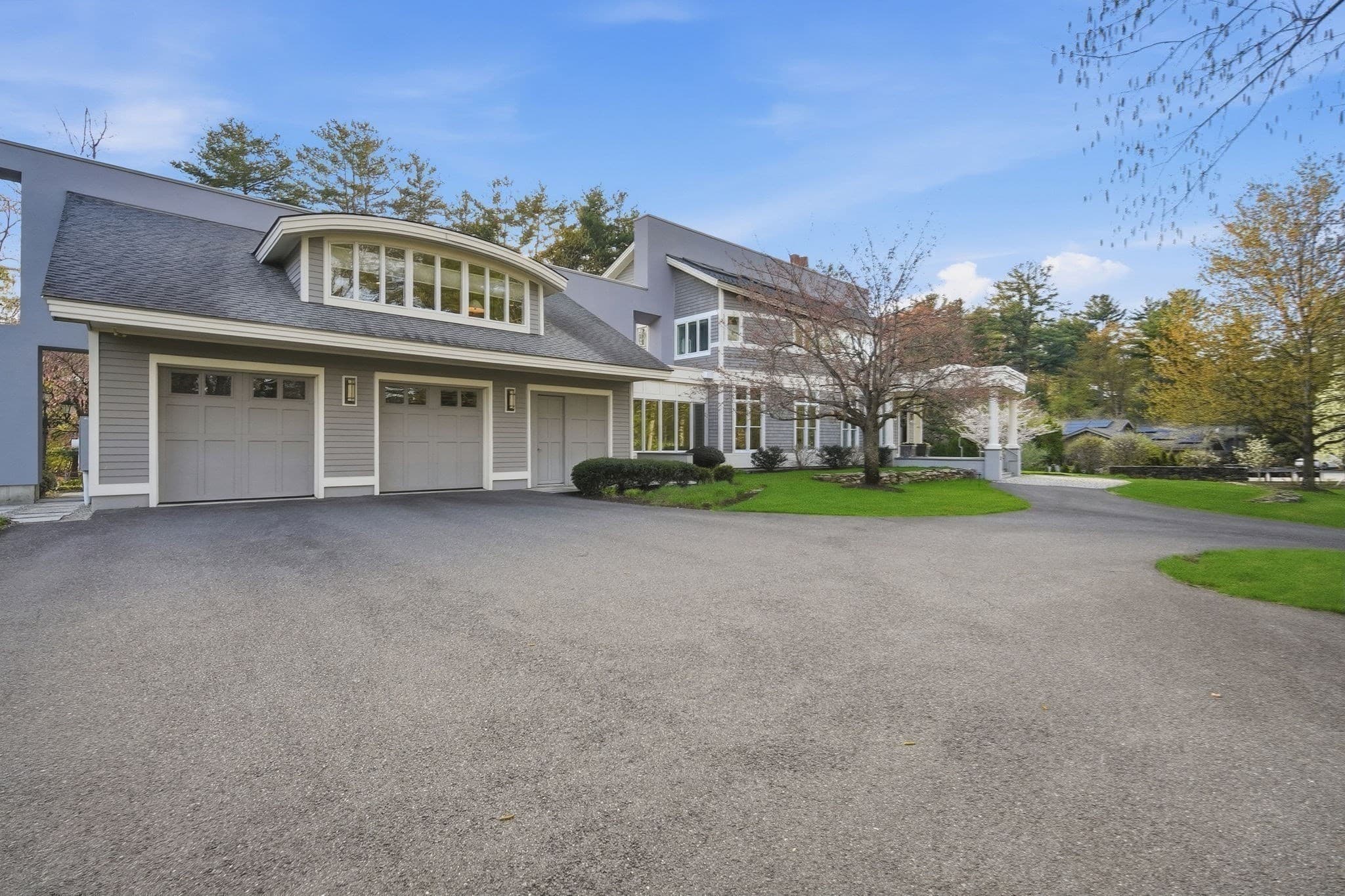24 Prynne Ridge Rd, Longmeadow MA 01106