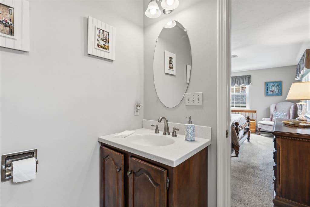 Single Family Residence at 32 Dolly Dr, Worcester MA 01604, photo 17 of 28