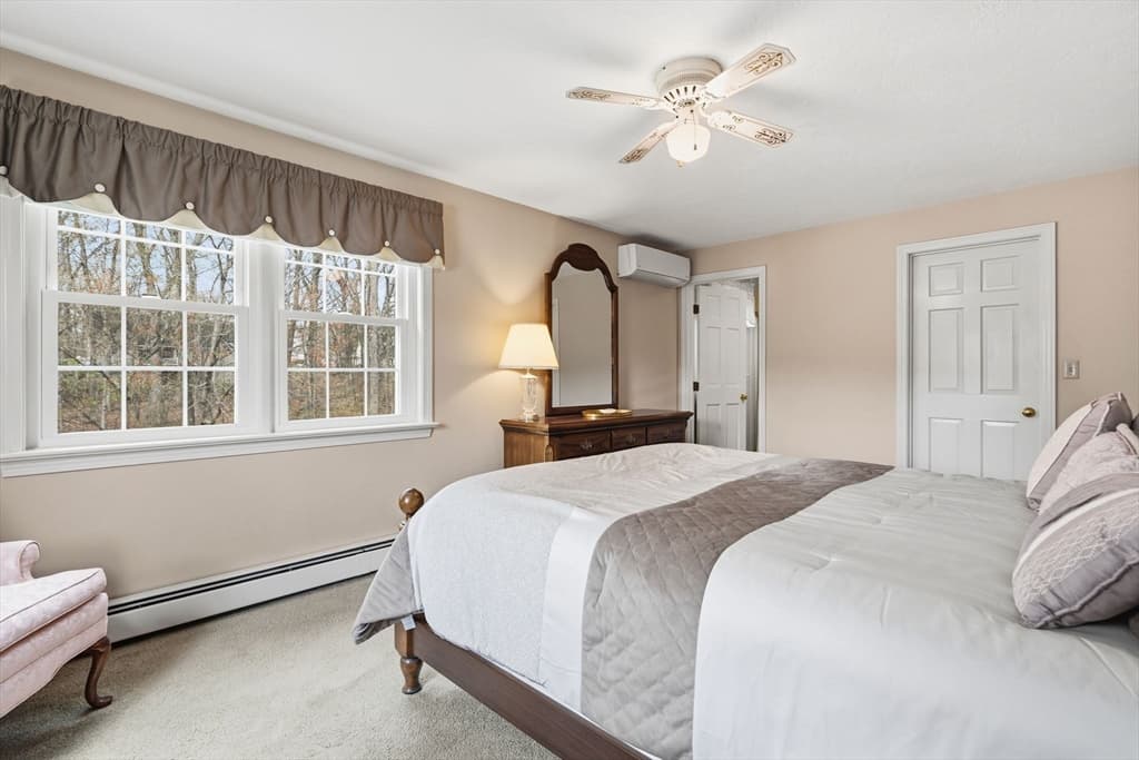 Single Family Residence at 32 Dolly Dr, Worcester MA 01604, photo 19 of 28
