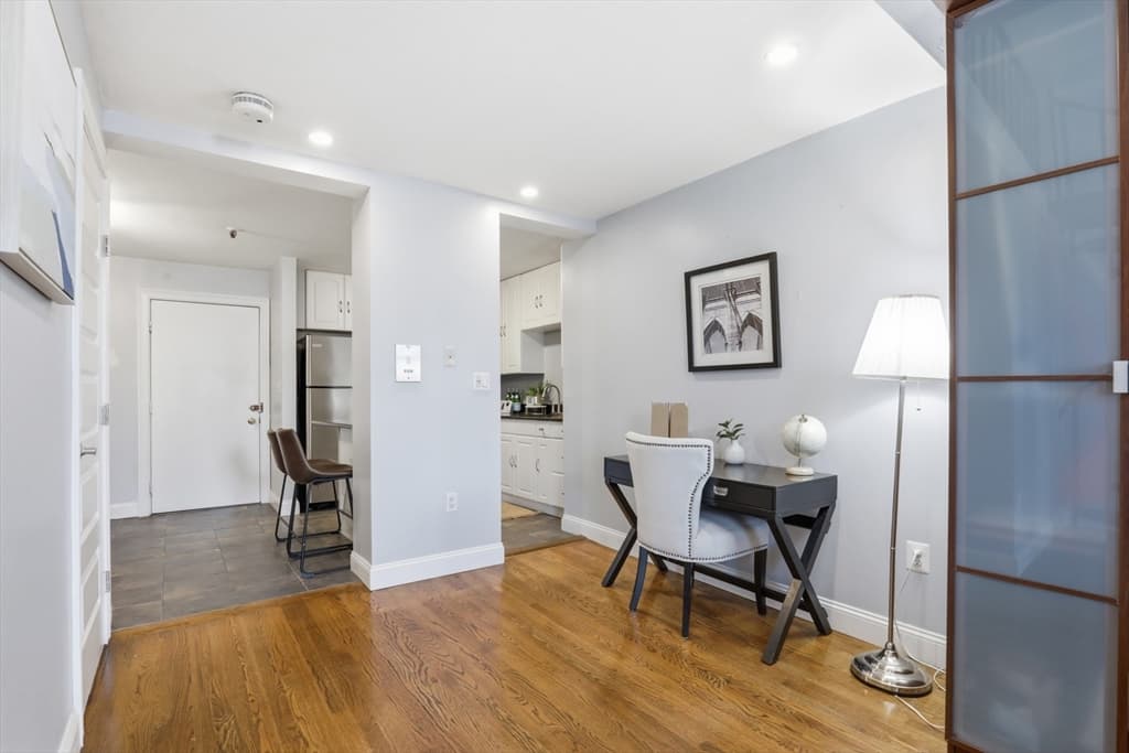 Condominium at 3 Appleton St # 504, Boston MA 02116, photo 14 of 20