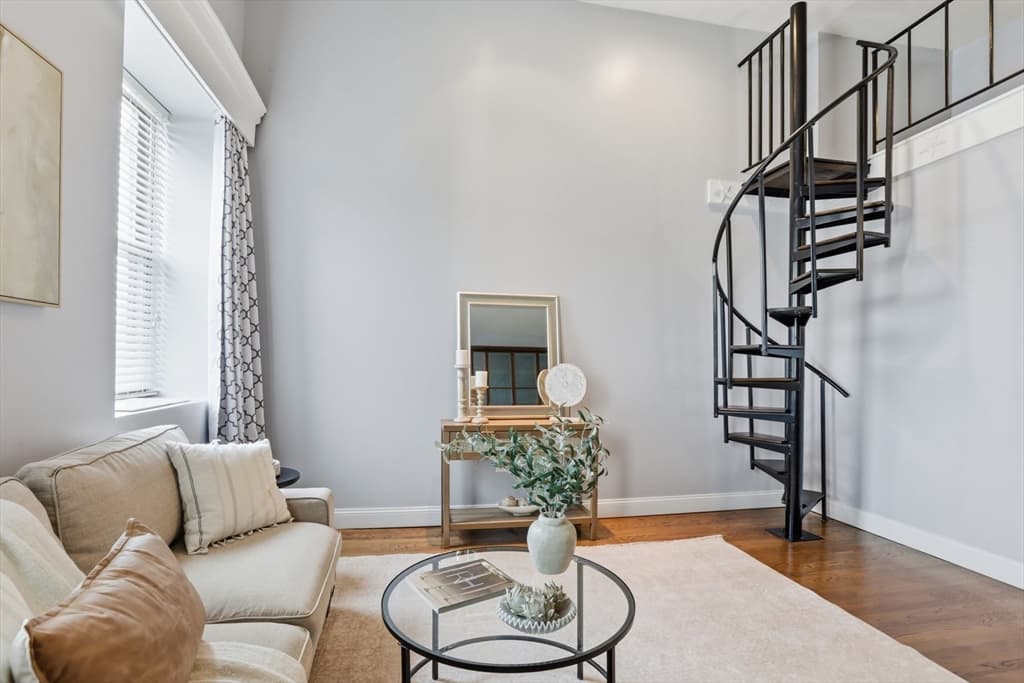 Condominium at 3 Appleton St # 504, Boston MA 02116, photo 11 of 20