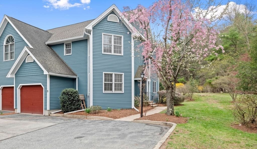 31 Forest Lane # 31, Hopkinton MA 01748