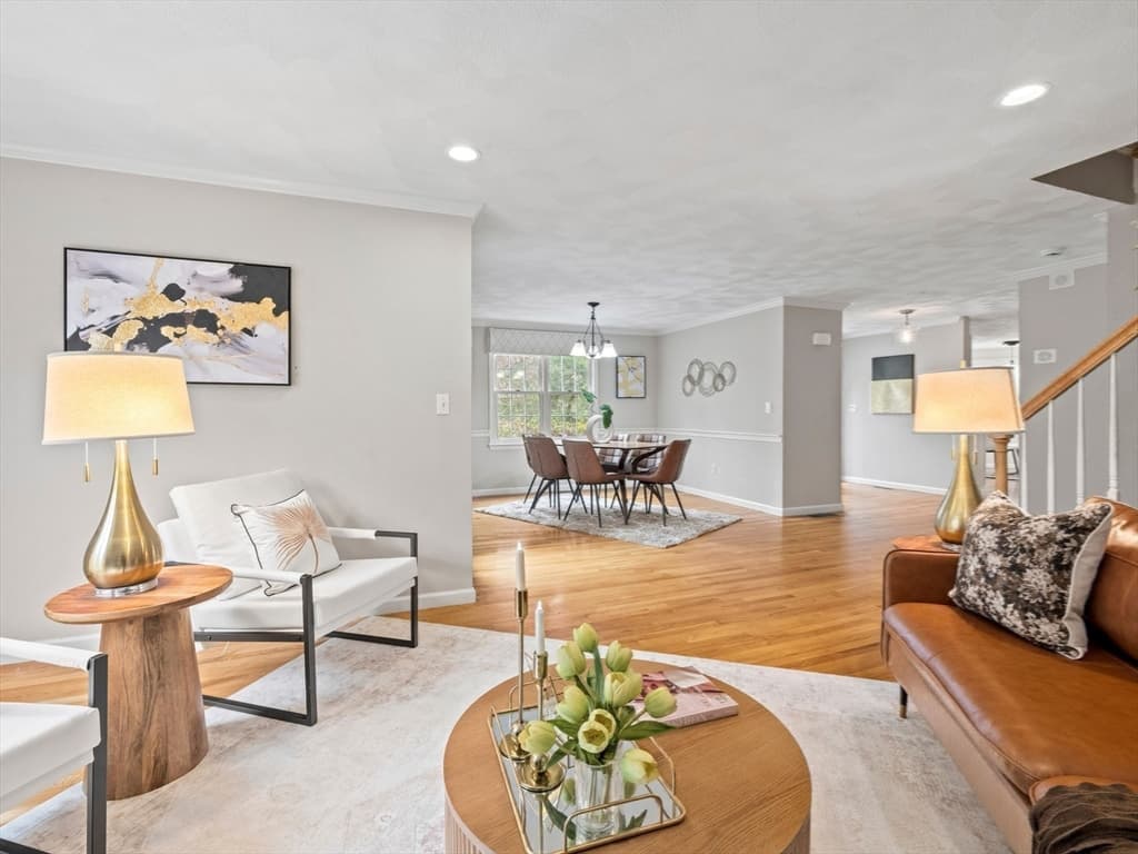 Condominium at 31 Forest Lane # 31, Hopkinton MA 01748, photo 8 of 31