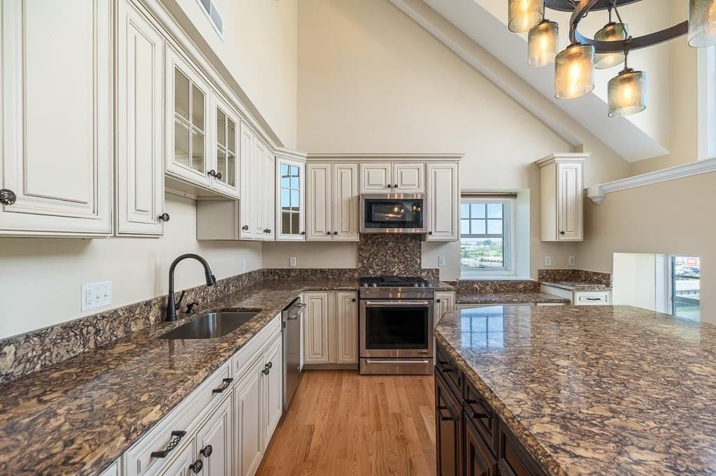 Condominium at 152 Water St # 13, Danvers MA 01923, photo 6 of 39