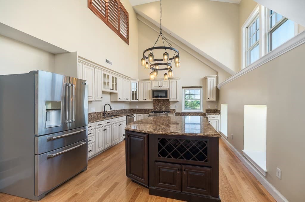 Condominium at 152 Water St # 13, Danvers MA 01923, photo 5 of 39