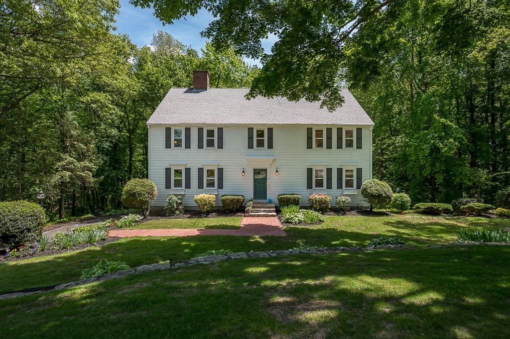9 Olde Meetinghouse Rd, Westborough MA 01581