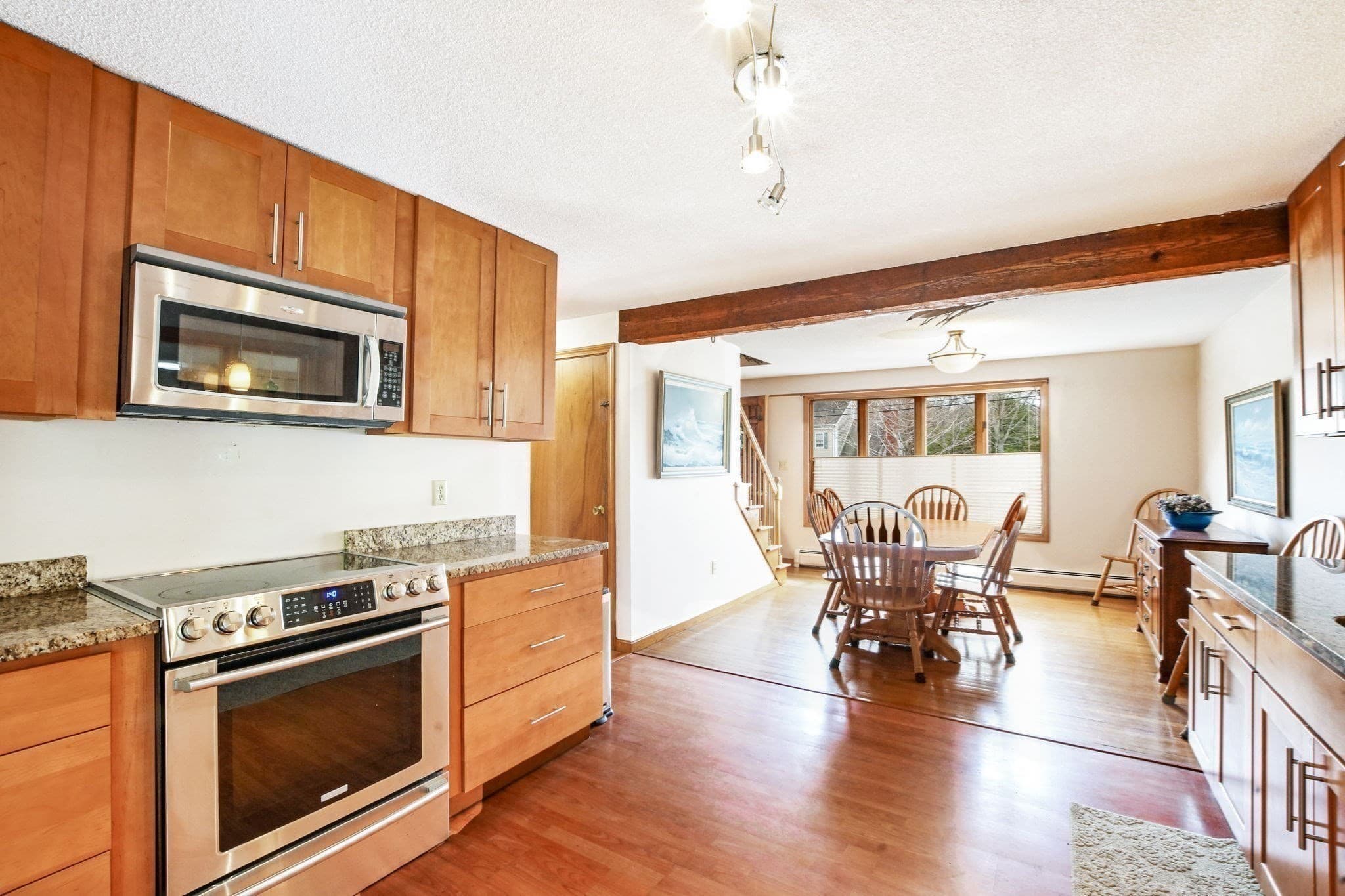 Single Family Residence at 18 Fox Ln, Falmouth MA 02540, Falmouth, photo 8 of 29