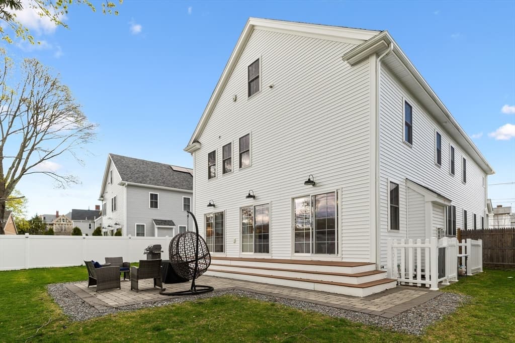 Single Family Residence at 148 Main St, Waltham MA 02453, Waltham, photo 34 of 39