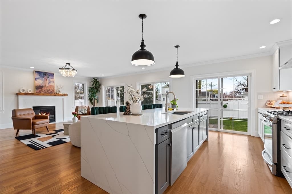 Single Family Residence at 148 Main St, Waltham MA 02453, Waltham, photo 10 of 39
